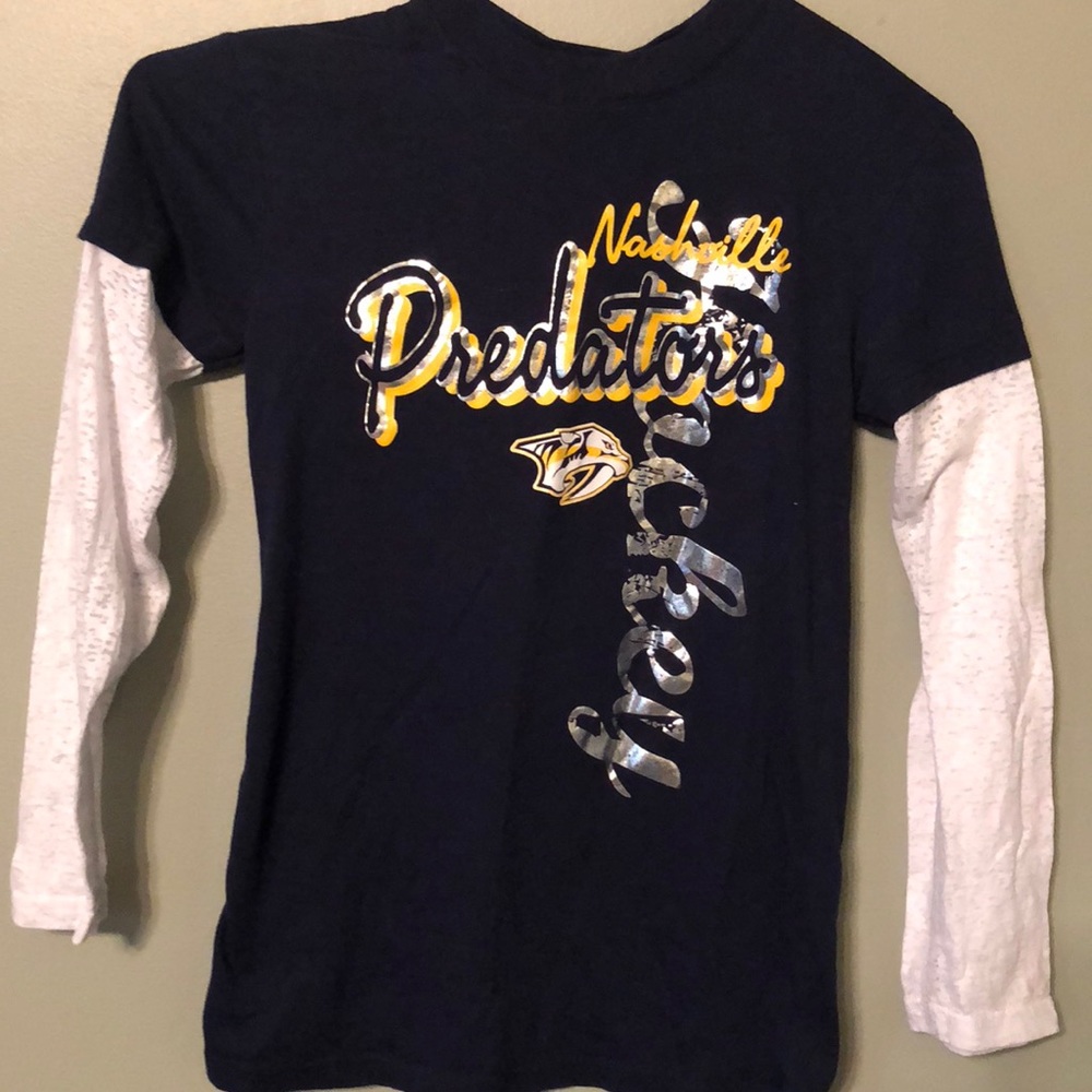 Nashville Predators long sleeve T-shirt size XL